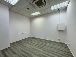 Sunshine Plaza (D7), Shop House #567624201